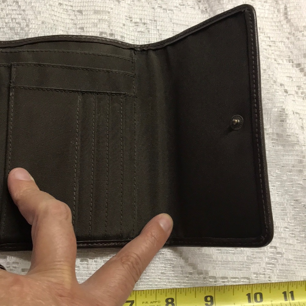 Relic Ladies Wallet - Picture 4 of 5
